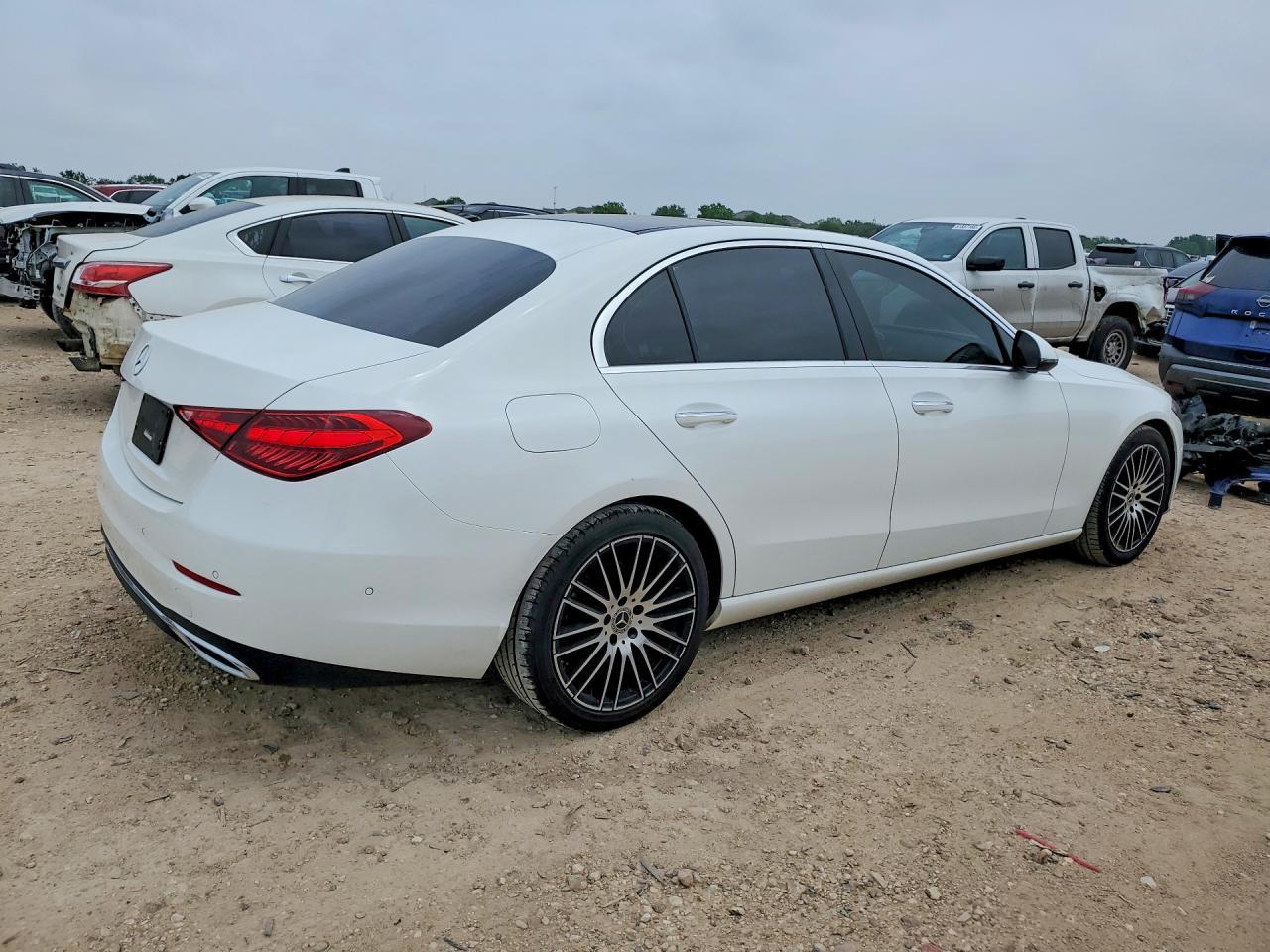 2024 Mercedes-Benz C 300 - Фото 3