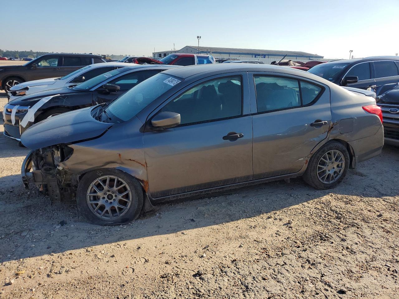 2017 Nissan Versa S