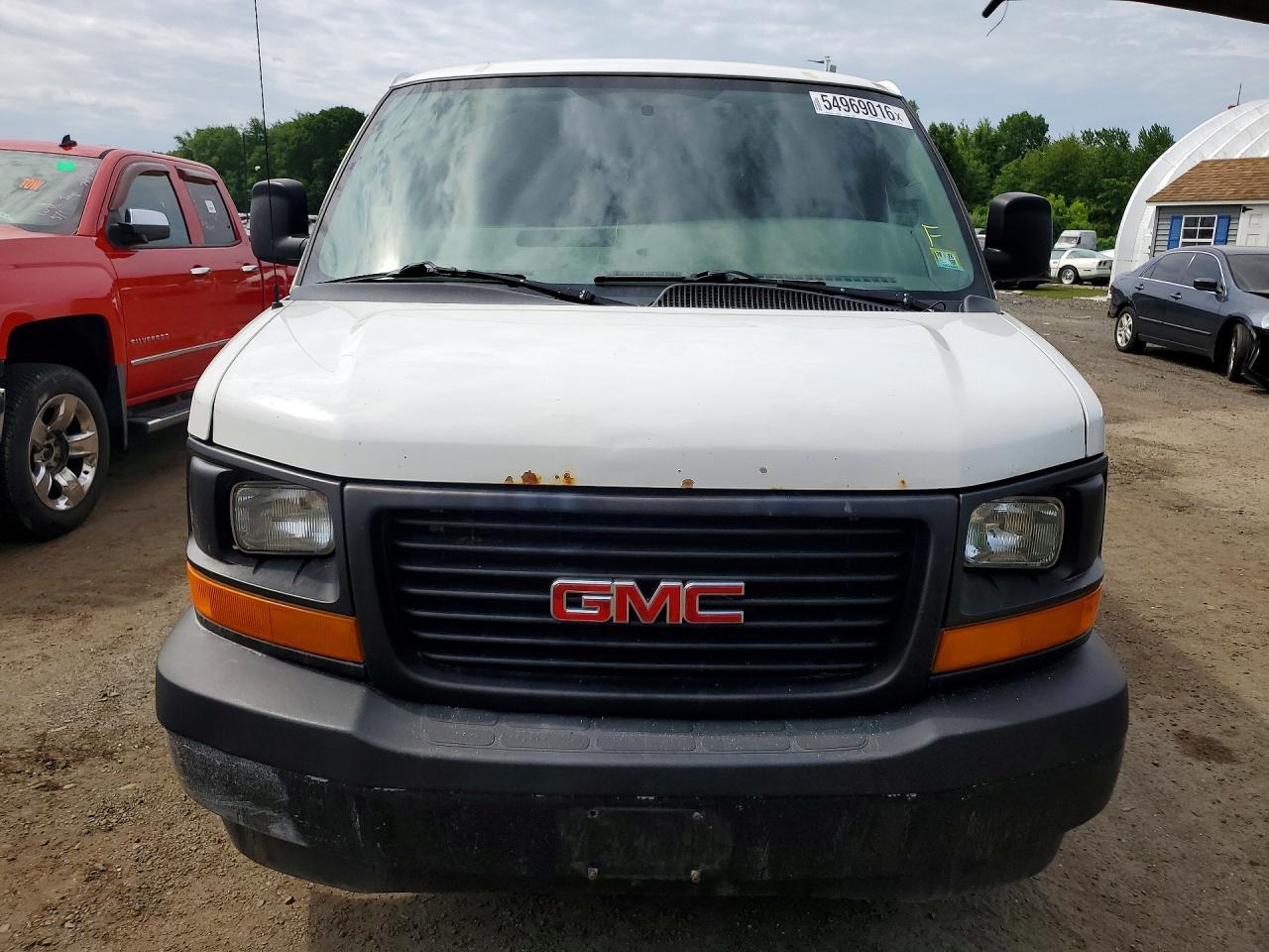 2017 GMC Savana G2500 - Фото 5