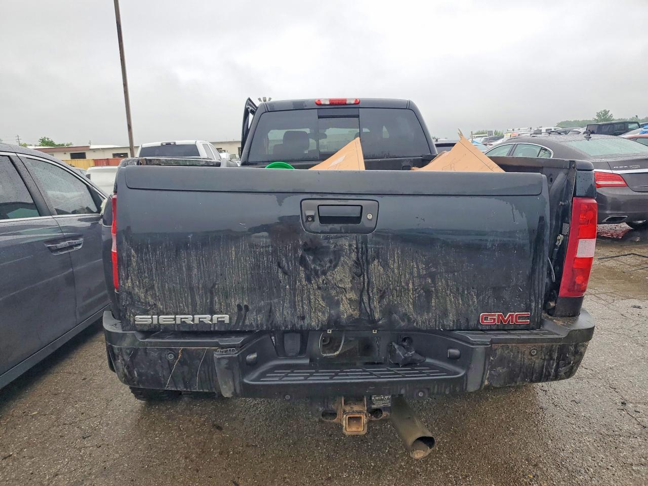 2013 GMC Sierra K3500 Denali - Image 6