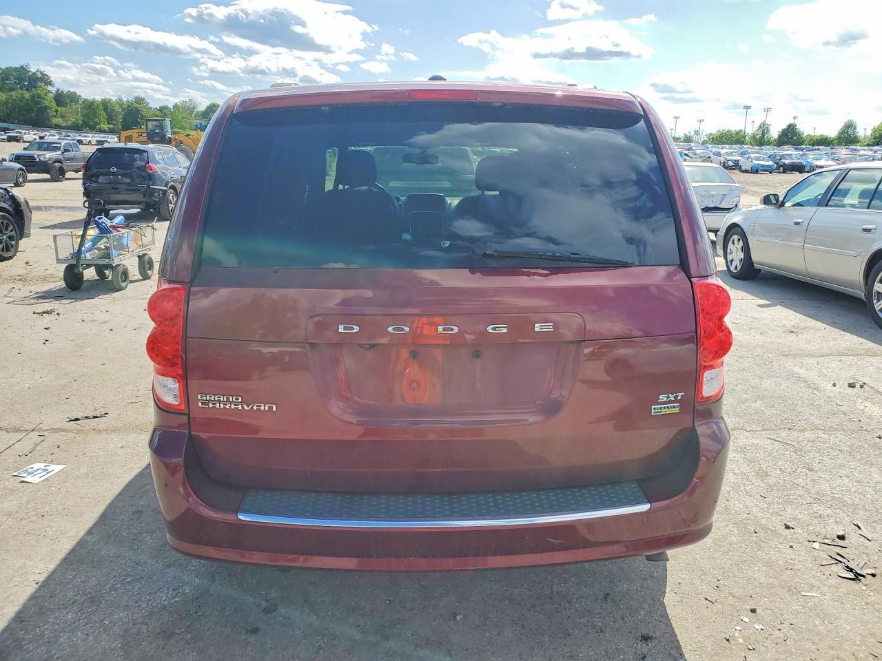2017 Dodge Grand Caravan Sxt - Image 6