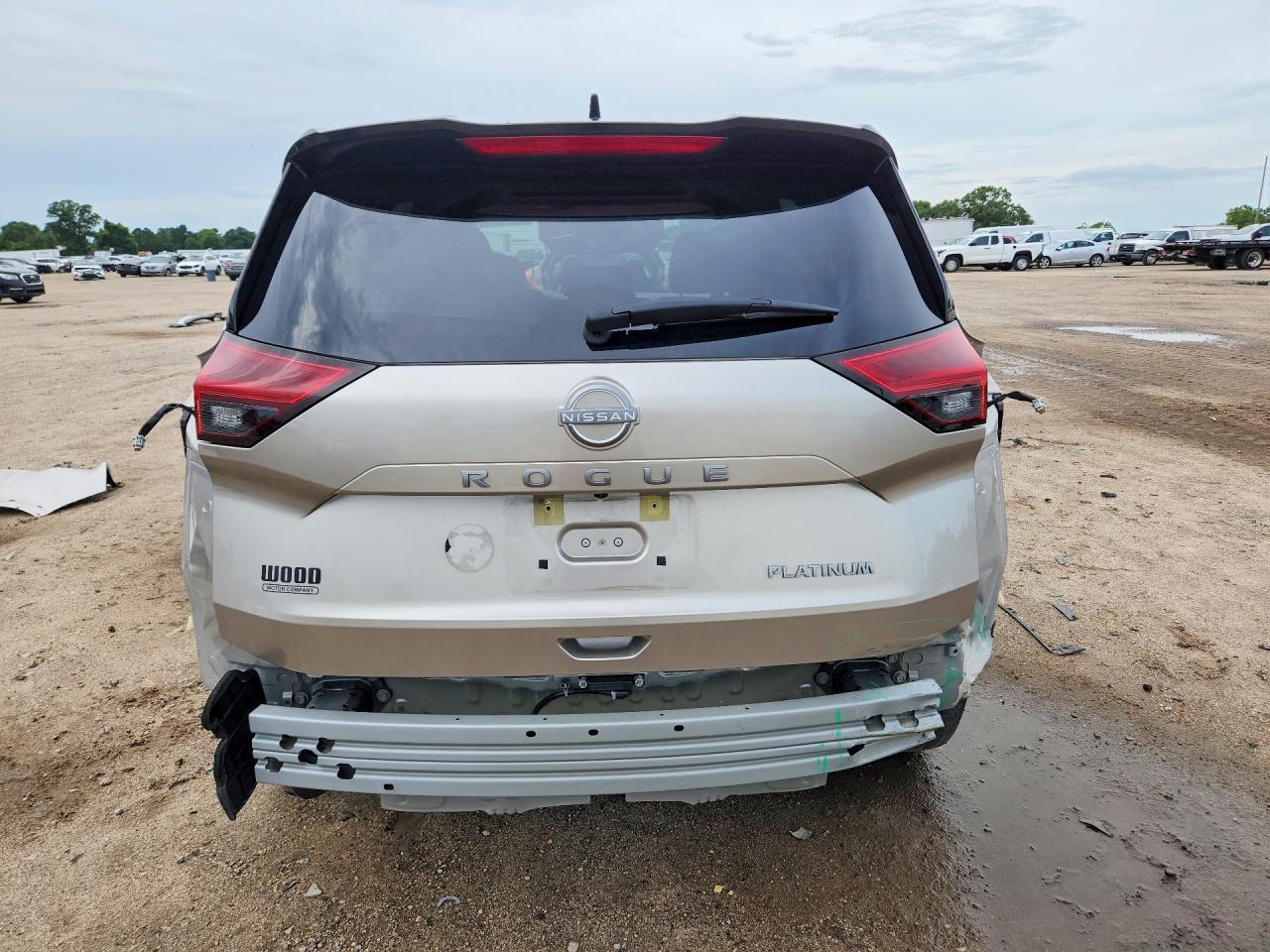 2025 Nissan Rogue - Image 6