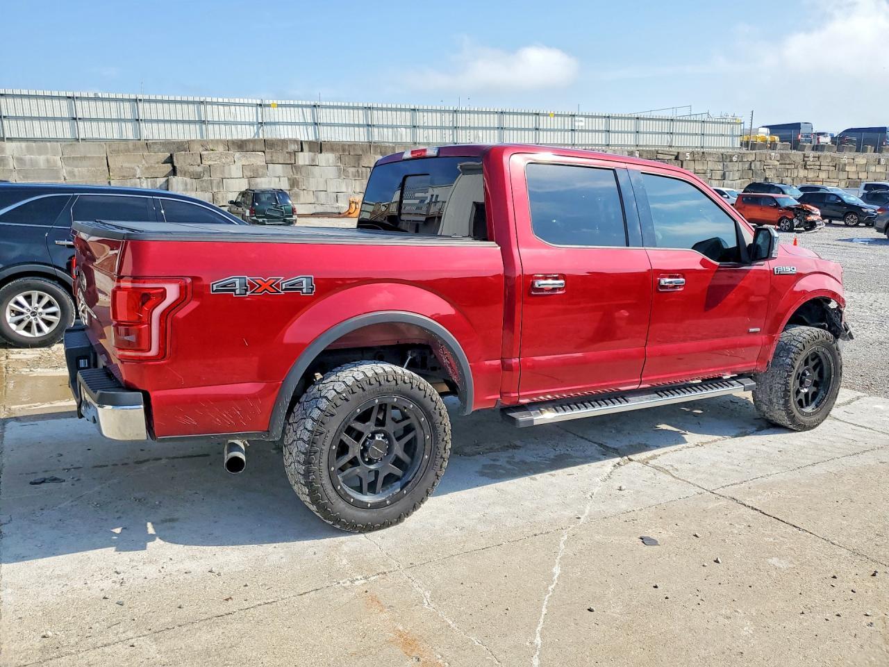 2015 Ford F150 Supercrew - Фото 3