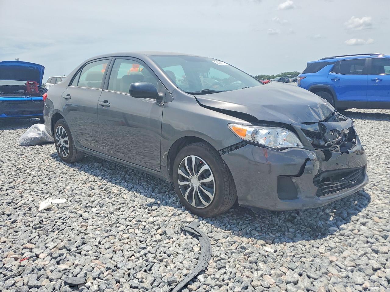 2013 Toyota Corolla Le - Фото 4