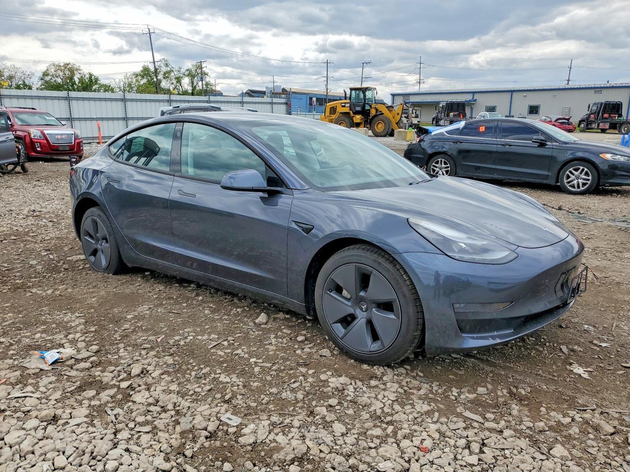 2021 Tesla Model 3 - Image 4