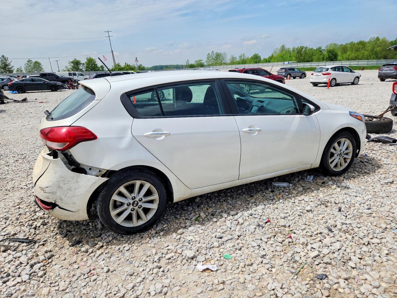 2017 Kia Forte Lx - Фото 3