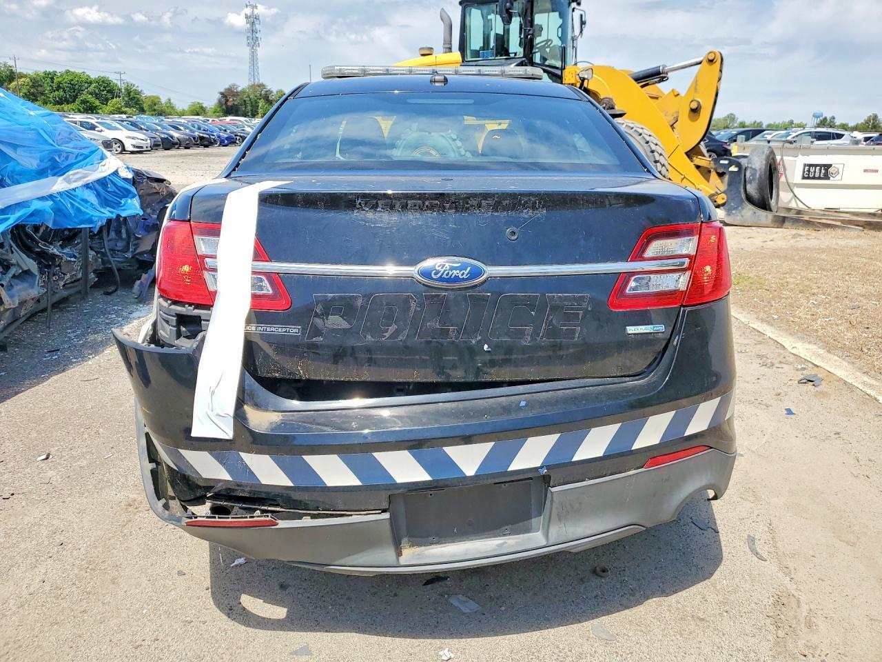 2013 Ford Taurus Police Interceptor - Фото 6