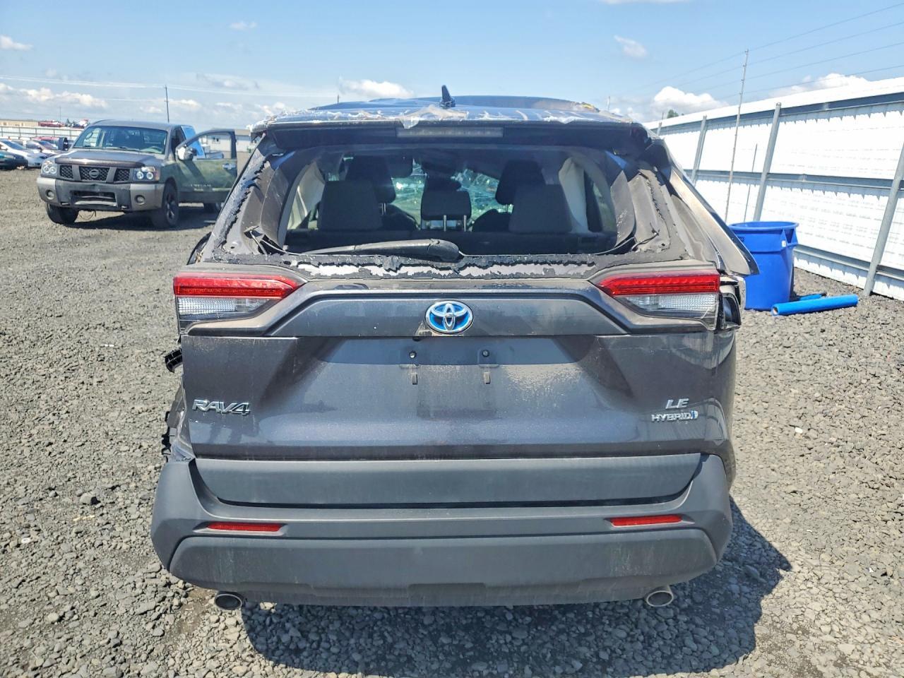 2021 Toyota Rav4 Le - Фото 6