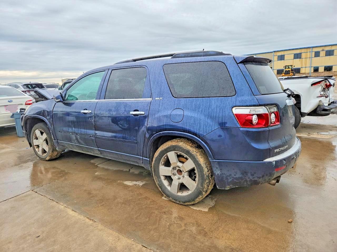 2007 GMC Acadia Slt-2 - Image 2