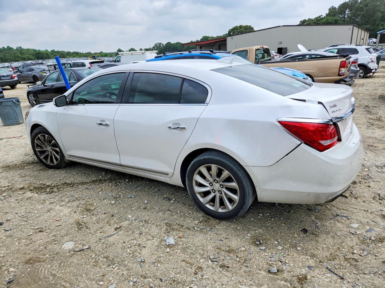 2015 Buick Lacrosse - Image 2
