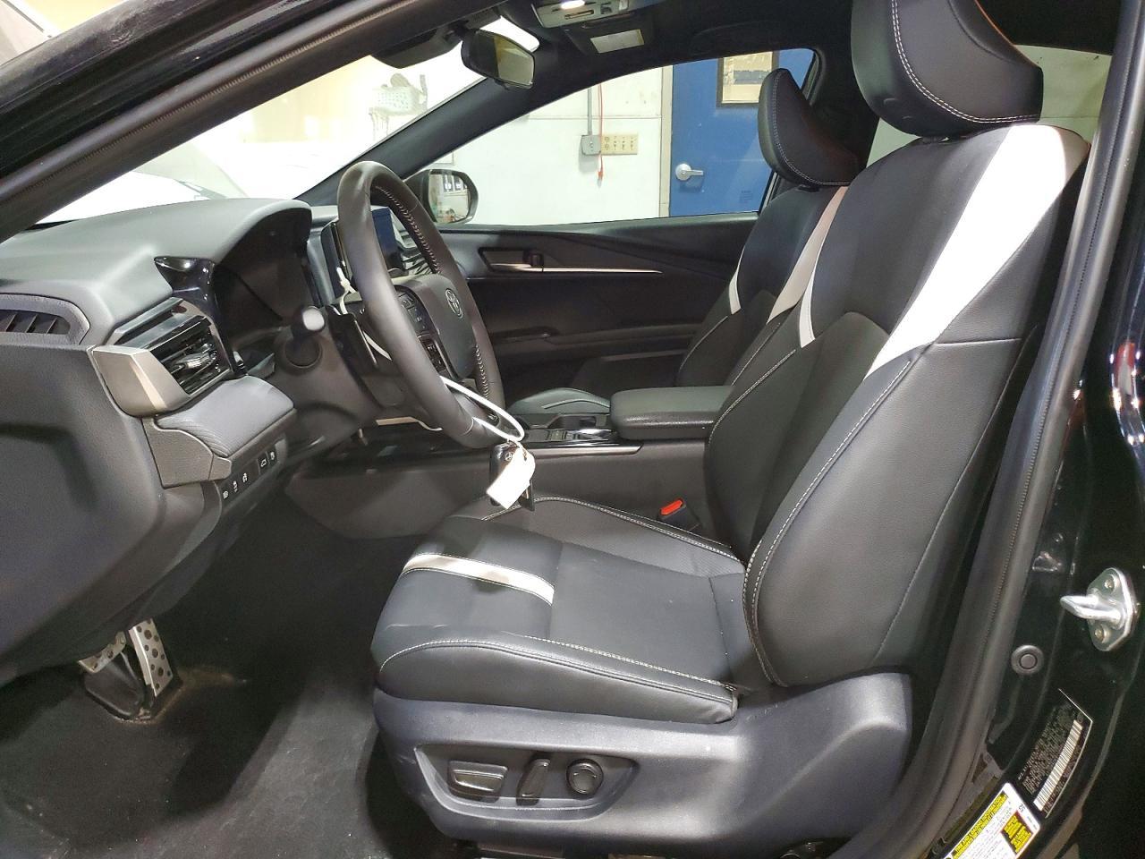 2026 Toyota Camry Se - Фото 7