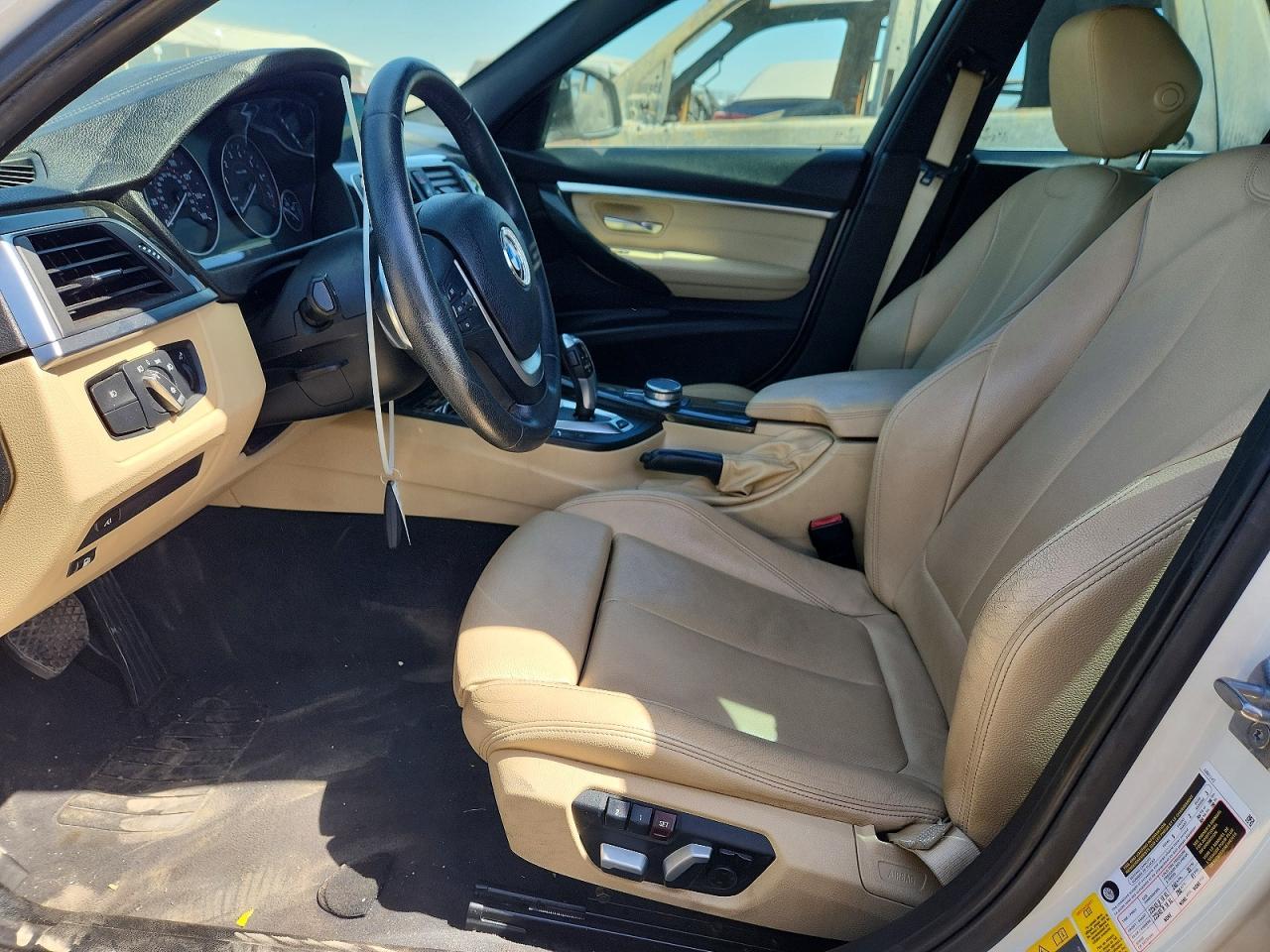 2018 BMW 330E - Фото 7