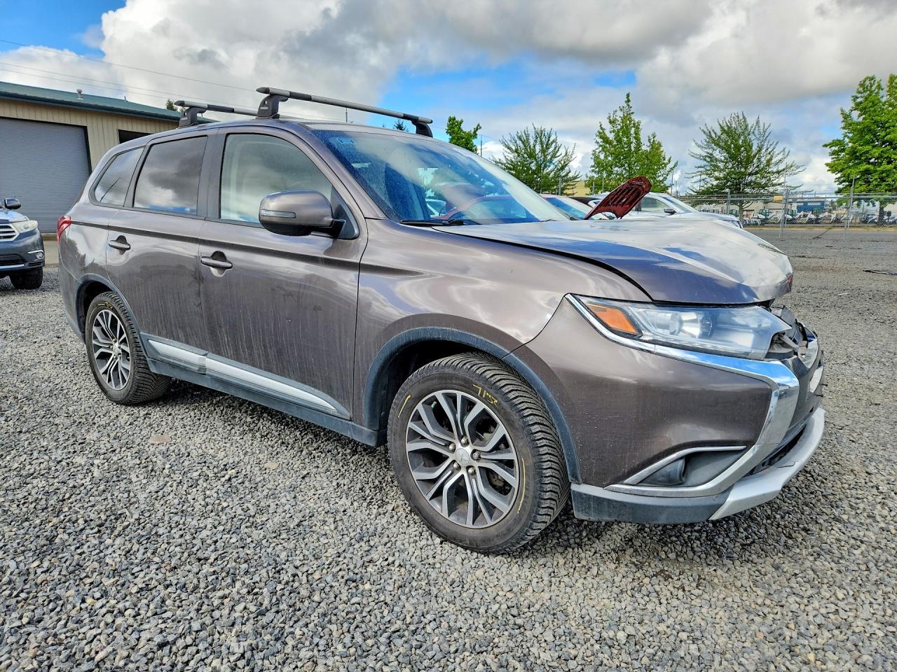 2016 Mitsubishi Outlander Se - Фото 4