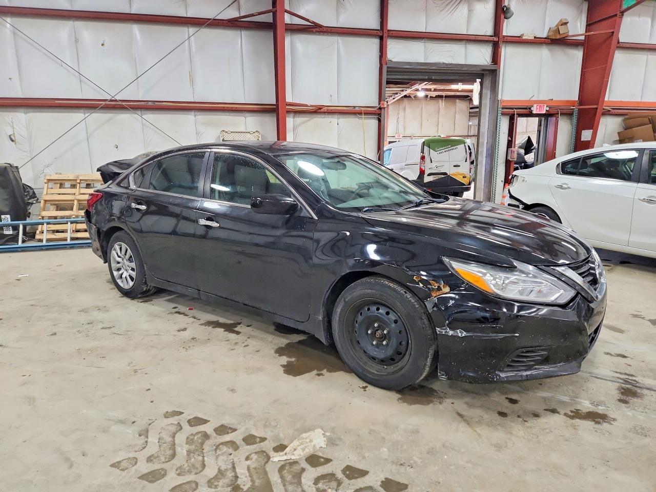 2017 Nissan Altima 2.5 S - Фото 4