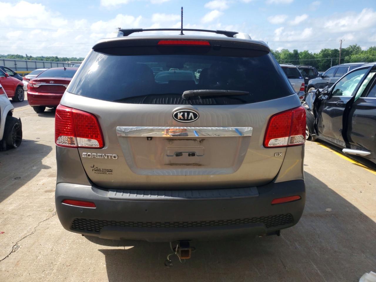 2013 Kia Sorento Ex - Image 6