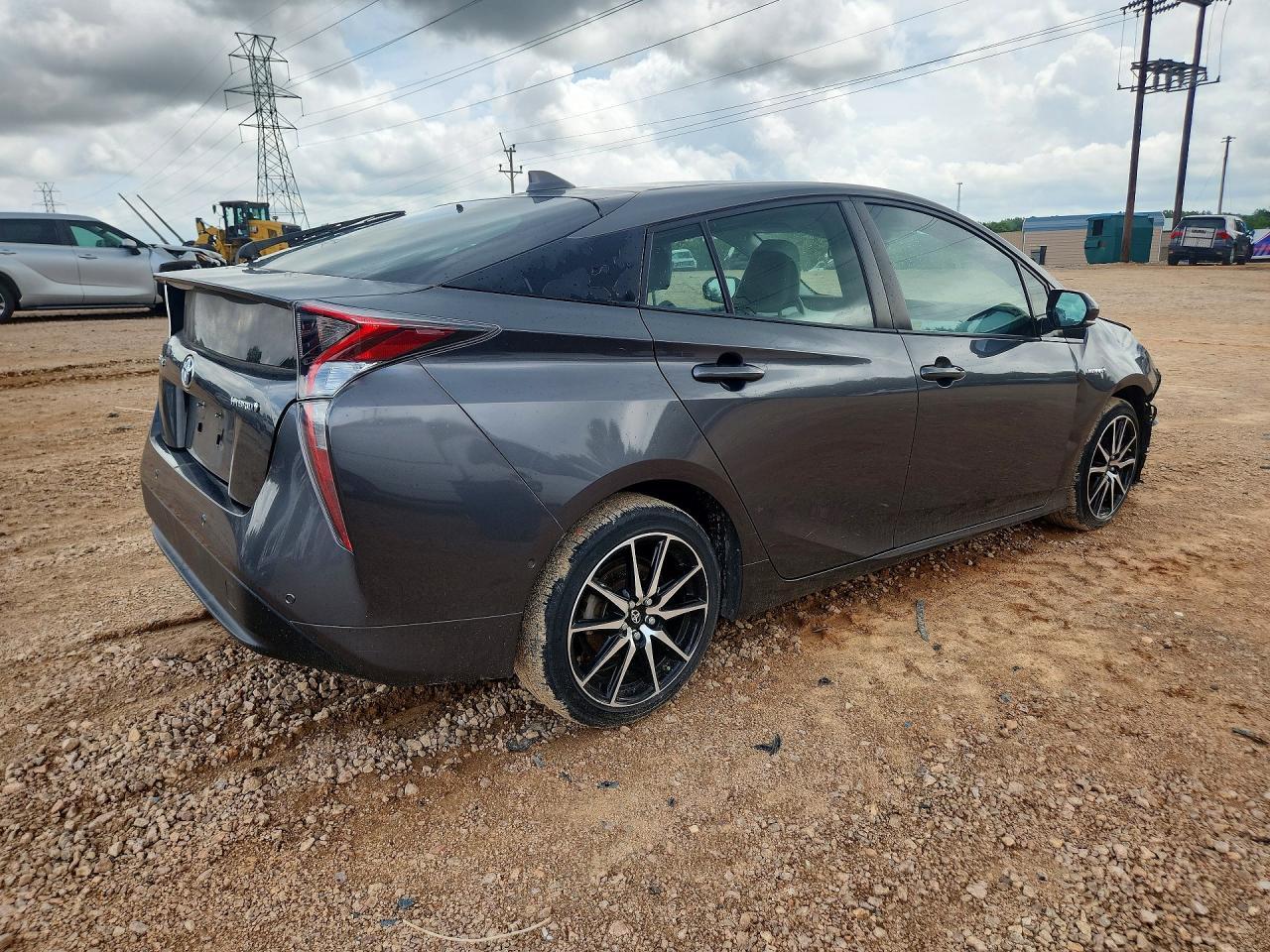 2018 Toyota Prius Four - Фото 3