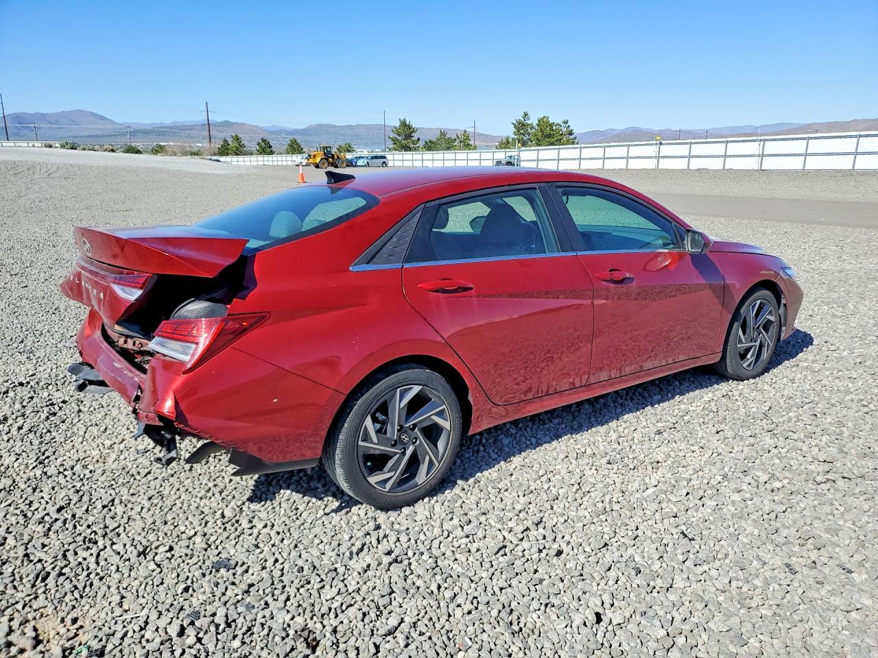 2024 Hyundai Elantra Sel - Фото 3