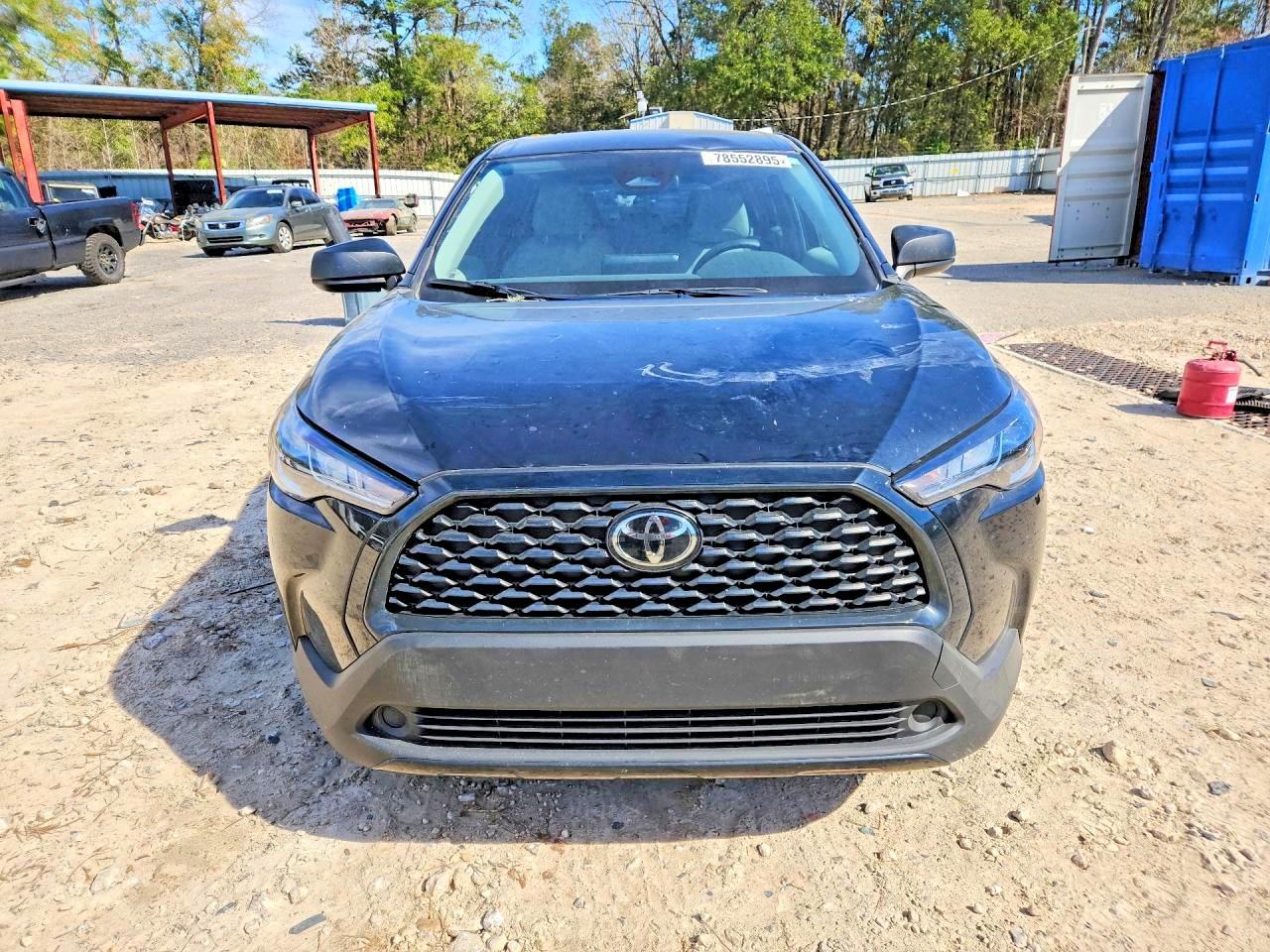 2024 Toyota Corolla Cross L - Image 5
