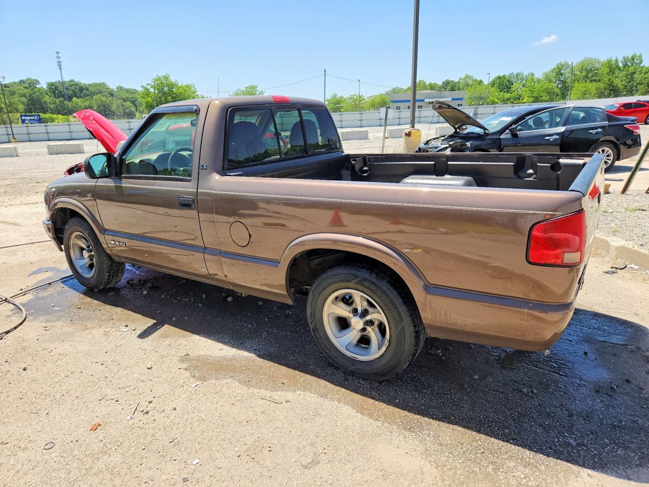 1999 Chevrolet S Truck S10 - Фото 2