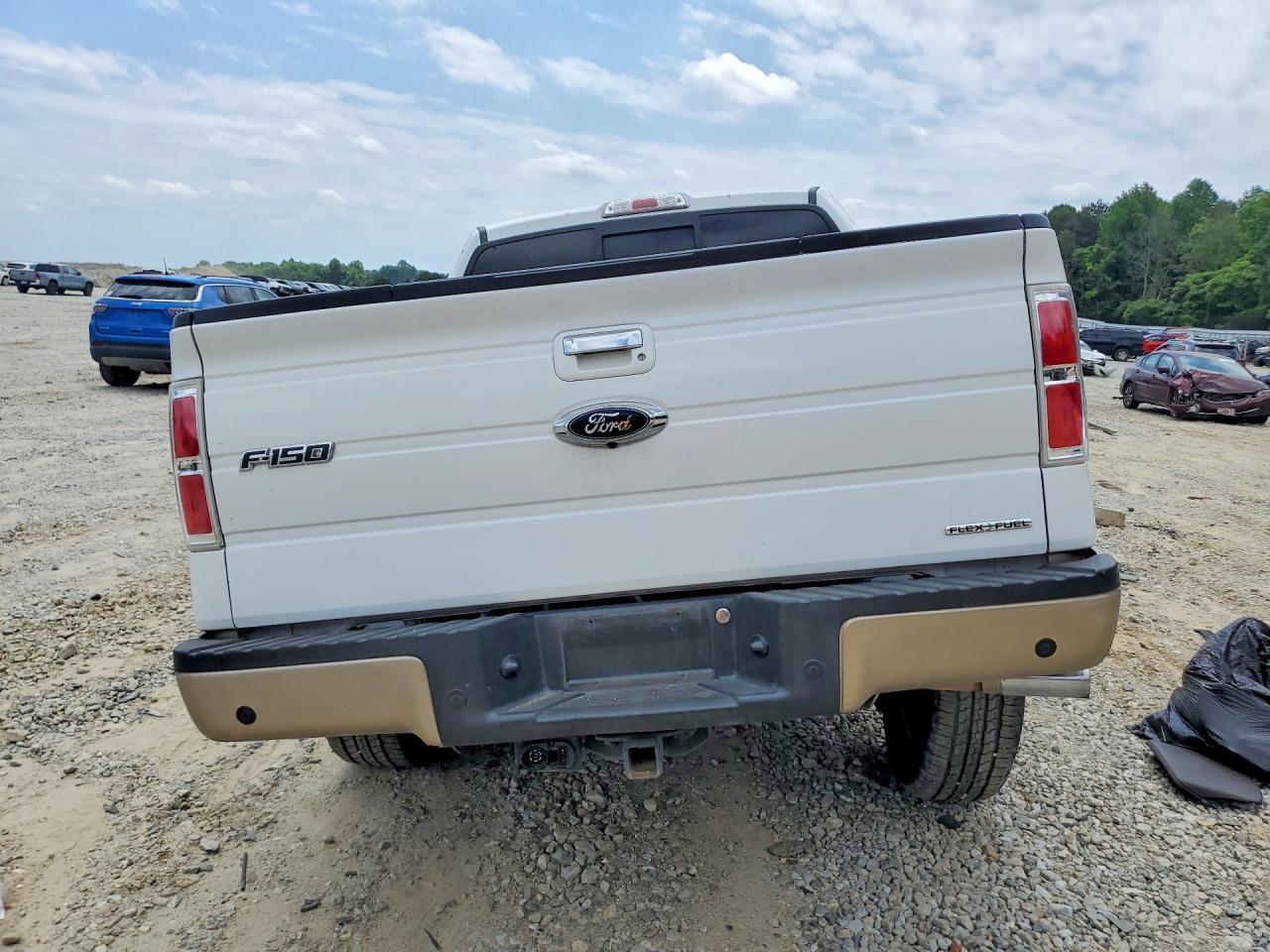 2013 Ford F150 Supercrew - Image 6