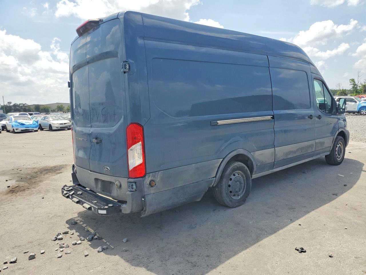 2020 Ford Transit 250 Delivery Van - Фото 3