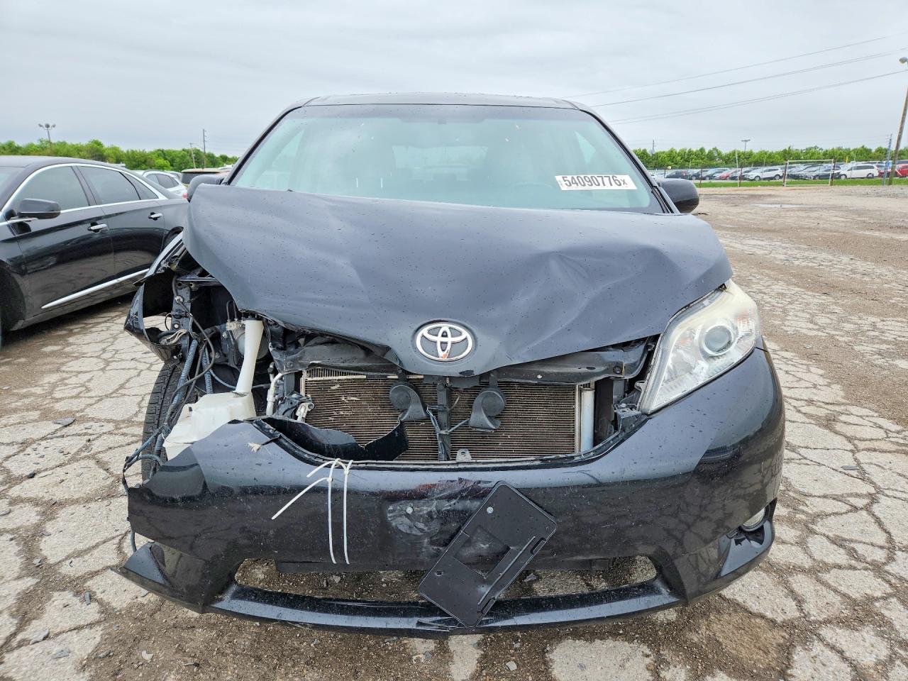 2015 Toyota Sienna Xle Premium 7-Passenger - Фото 5