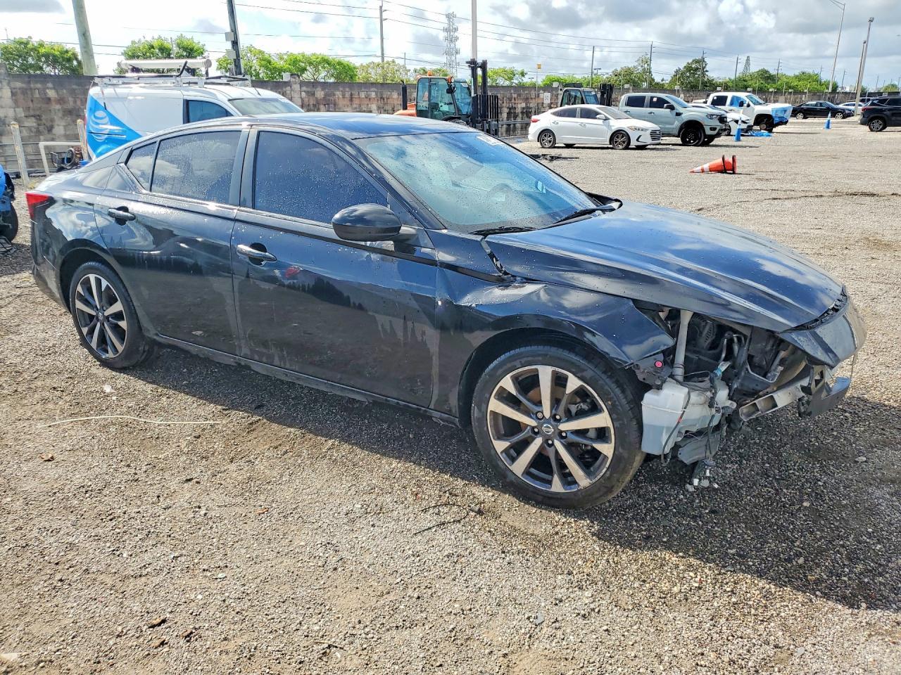2021 Nissan Altima Sv - Фото 4