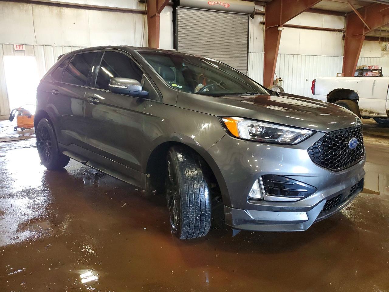 2019 Ford Edge St - Image 4