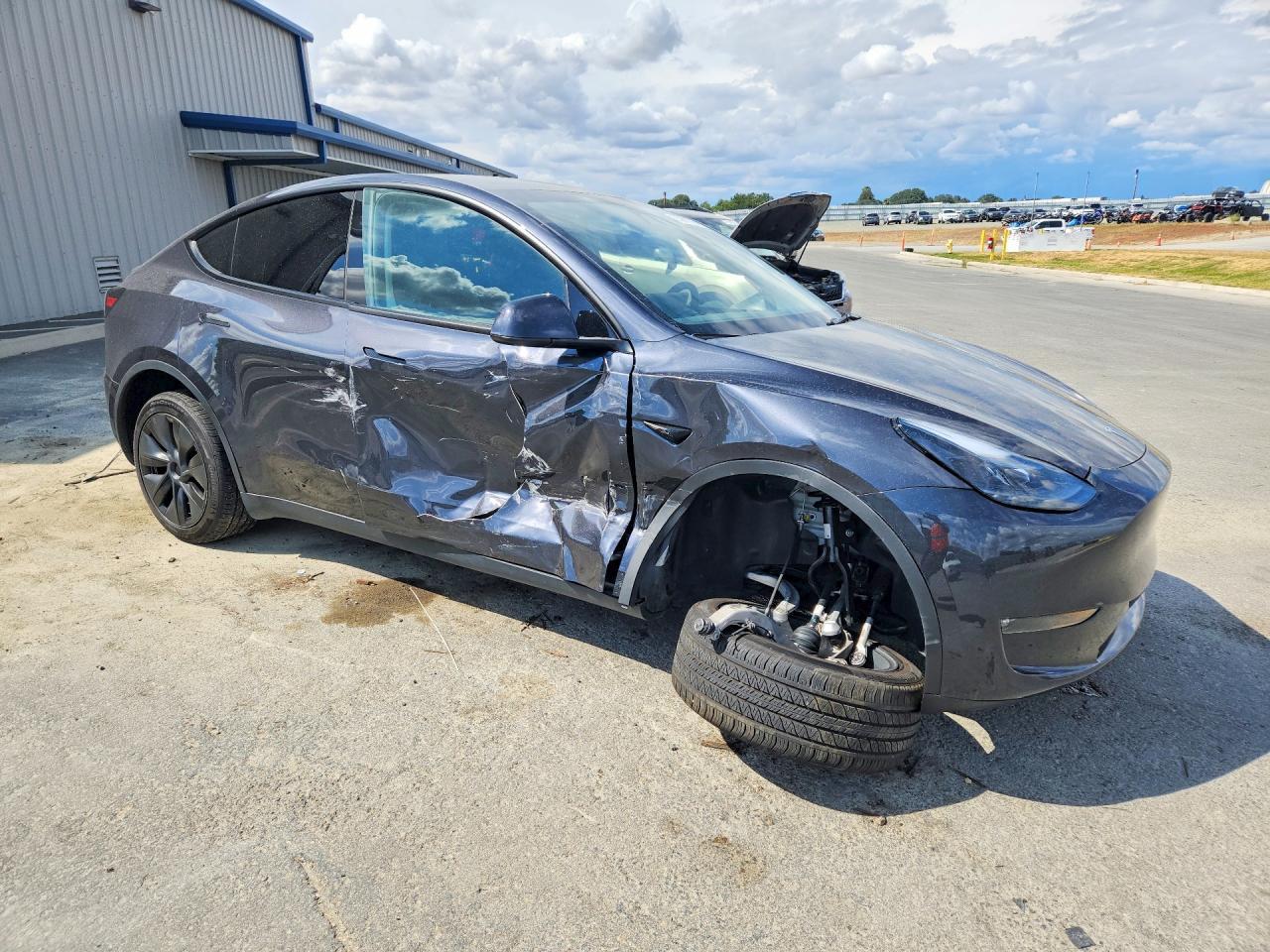 2024 Tesla Model Y - Image 4