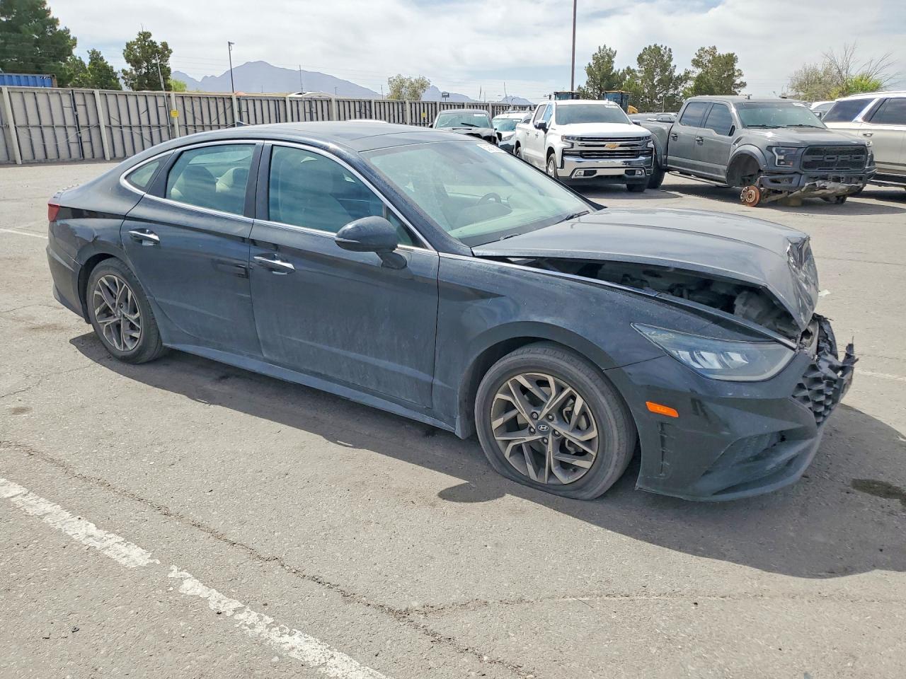 2021 Hyundai Sonata Sel - Image 4