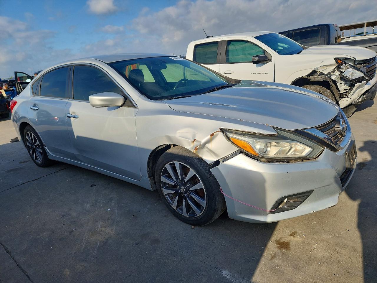 2017 Nissan Altima 2.5 Sv - Image 4