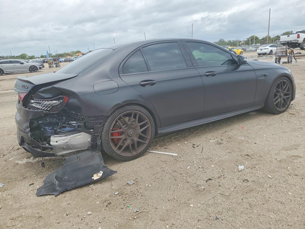 2021 Mercedes-Benz E 63 Amg-S 4Matic - Фото 3
