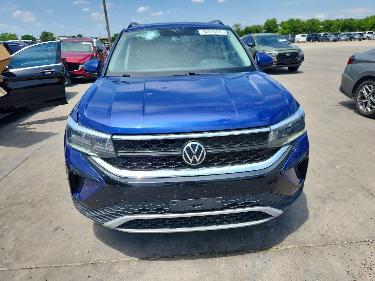 2022 Volkswagen Taos Se - Фото 5