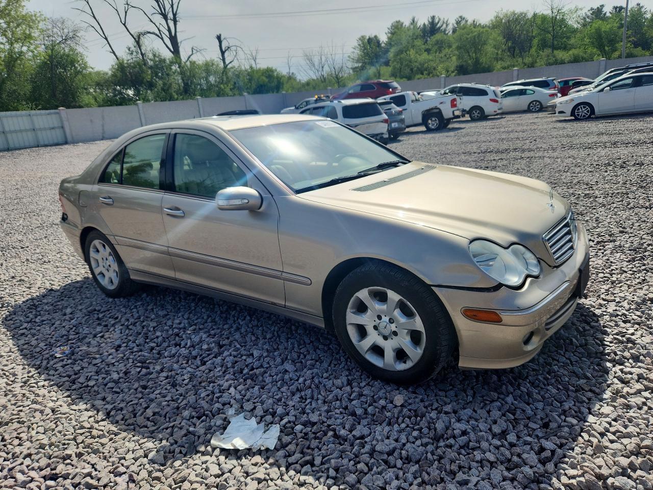 2005 Mercedes-Benz C 240 4Matic - Фото 4