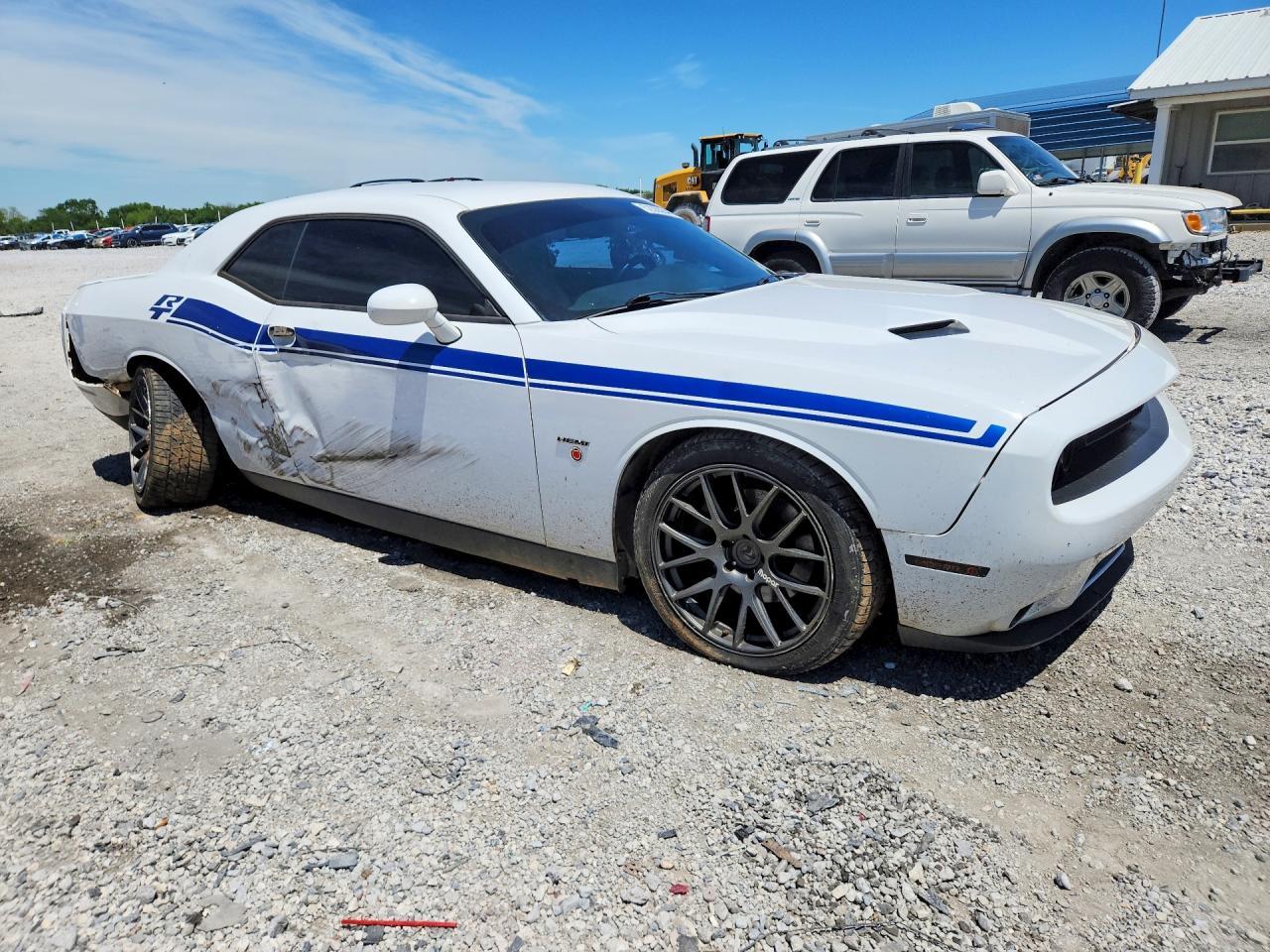 2015 Dodge Challenger Sxt - Image 4