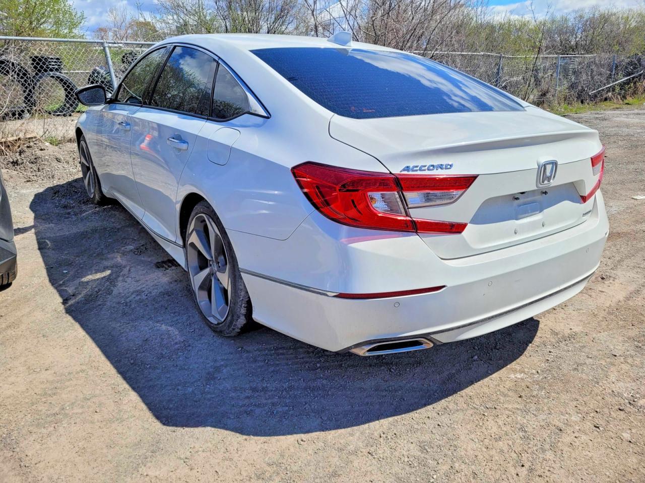 2018 Honda Accord Touring - Фото 3