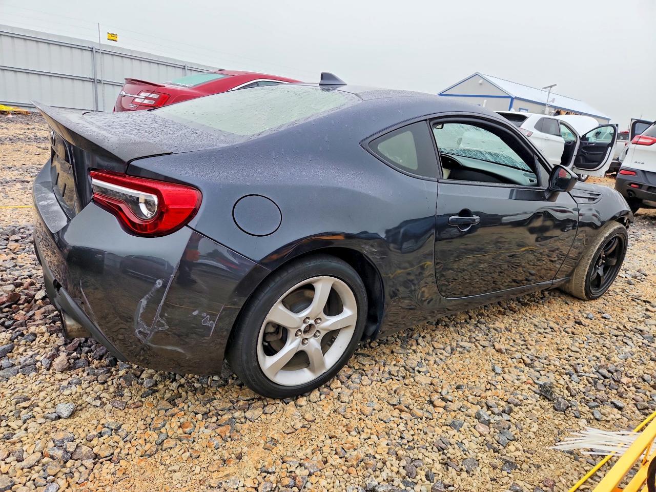 2017 Toyota Scion Fr-S - Фото 3