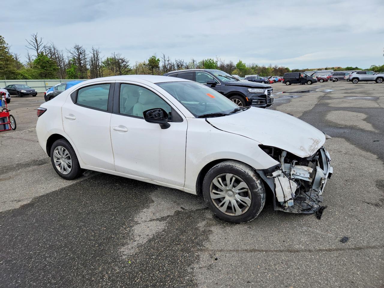 2019 Toyota Yaris L - Фото 4