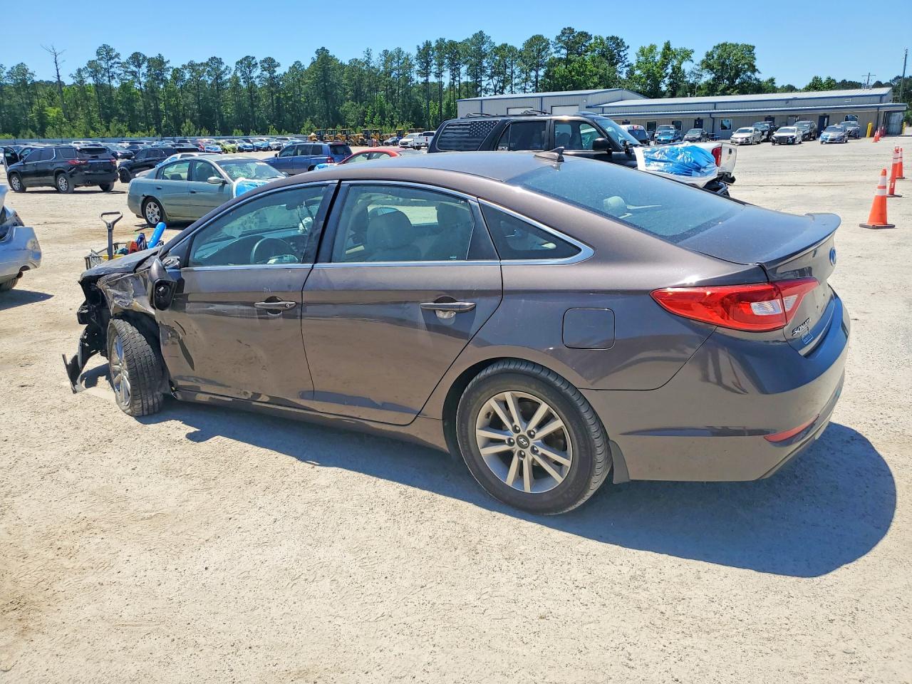 2016 Hyundai Sonata Se - Фото 2
