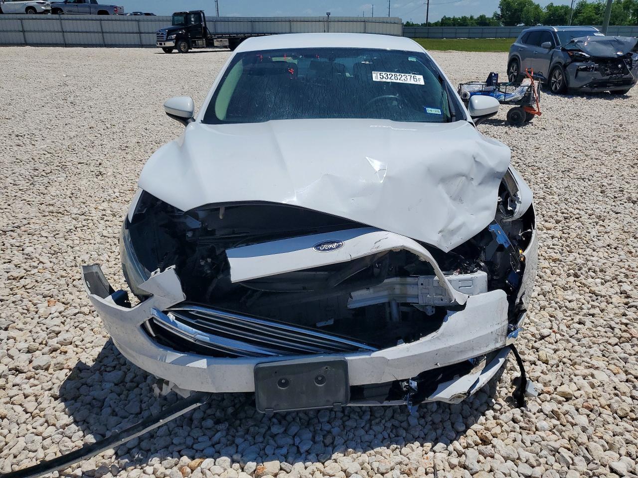2017 Ford Fusion S - Фото 5