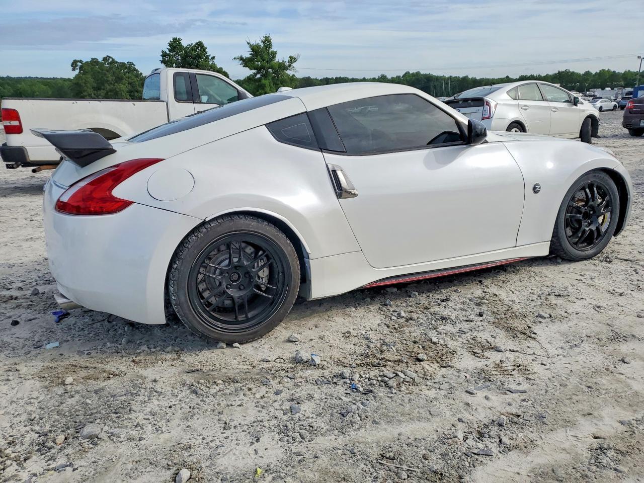 2018 Nissan 370Z Nismo Tech - Image 3