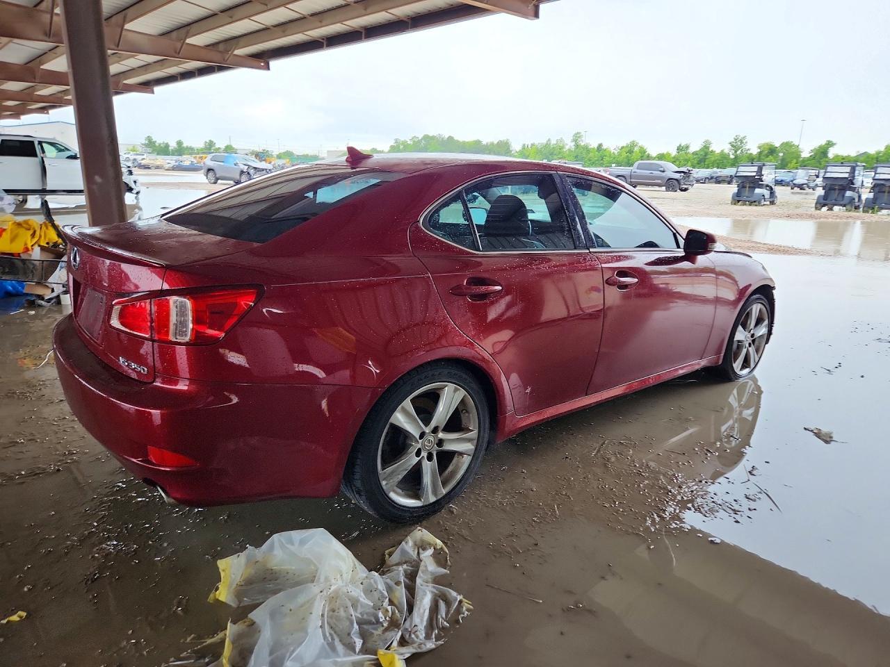 2011 Lexus Is 350 - Image 3