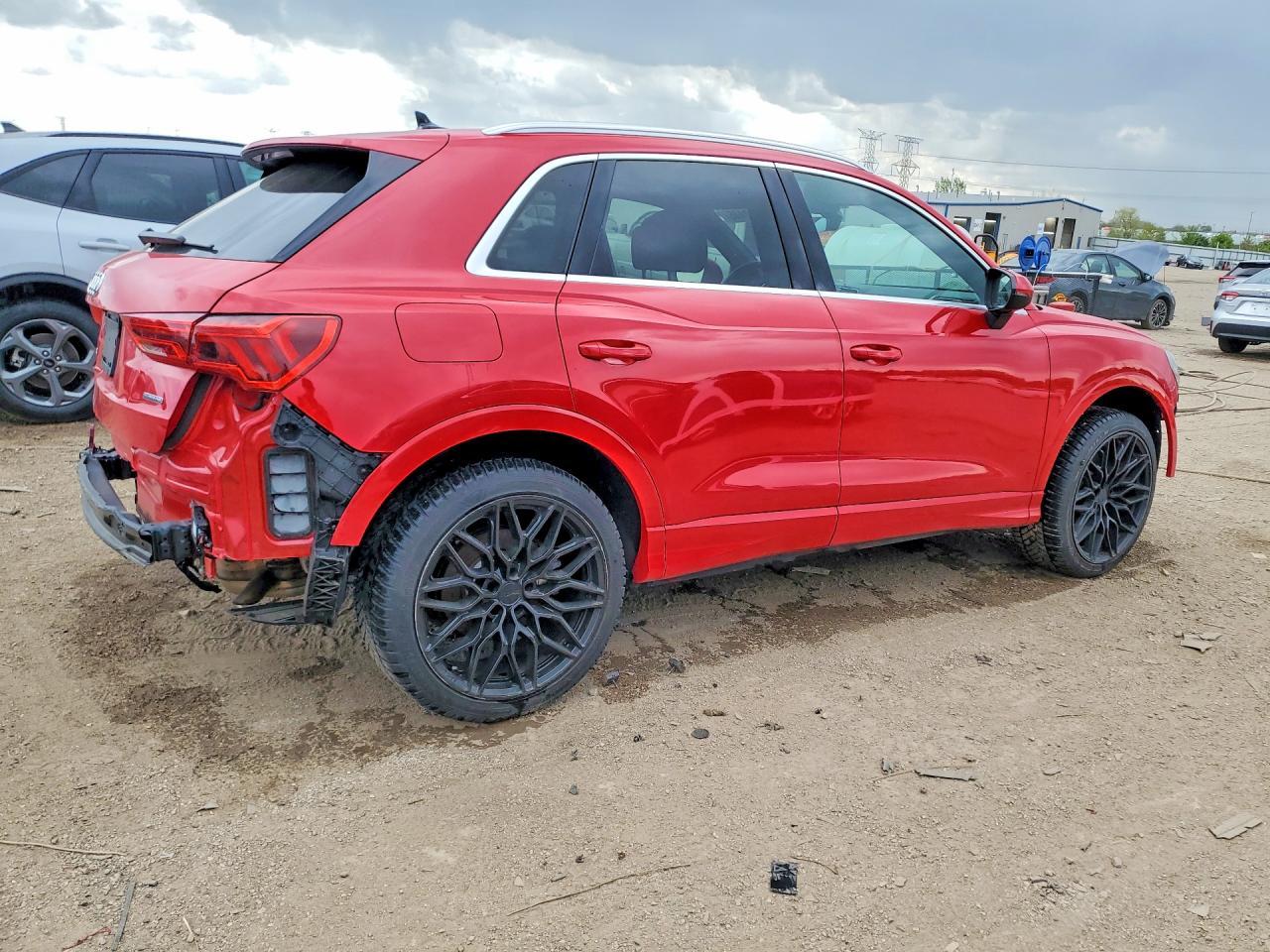 2019 Audi Q3 Premium Plus - Фото 3