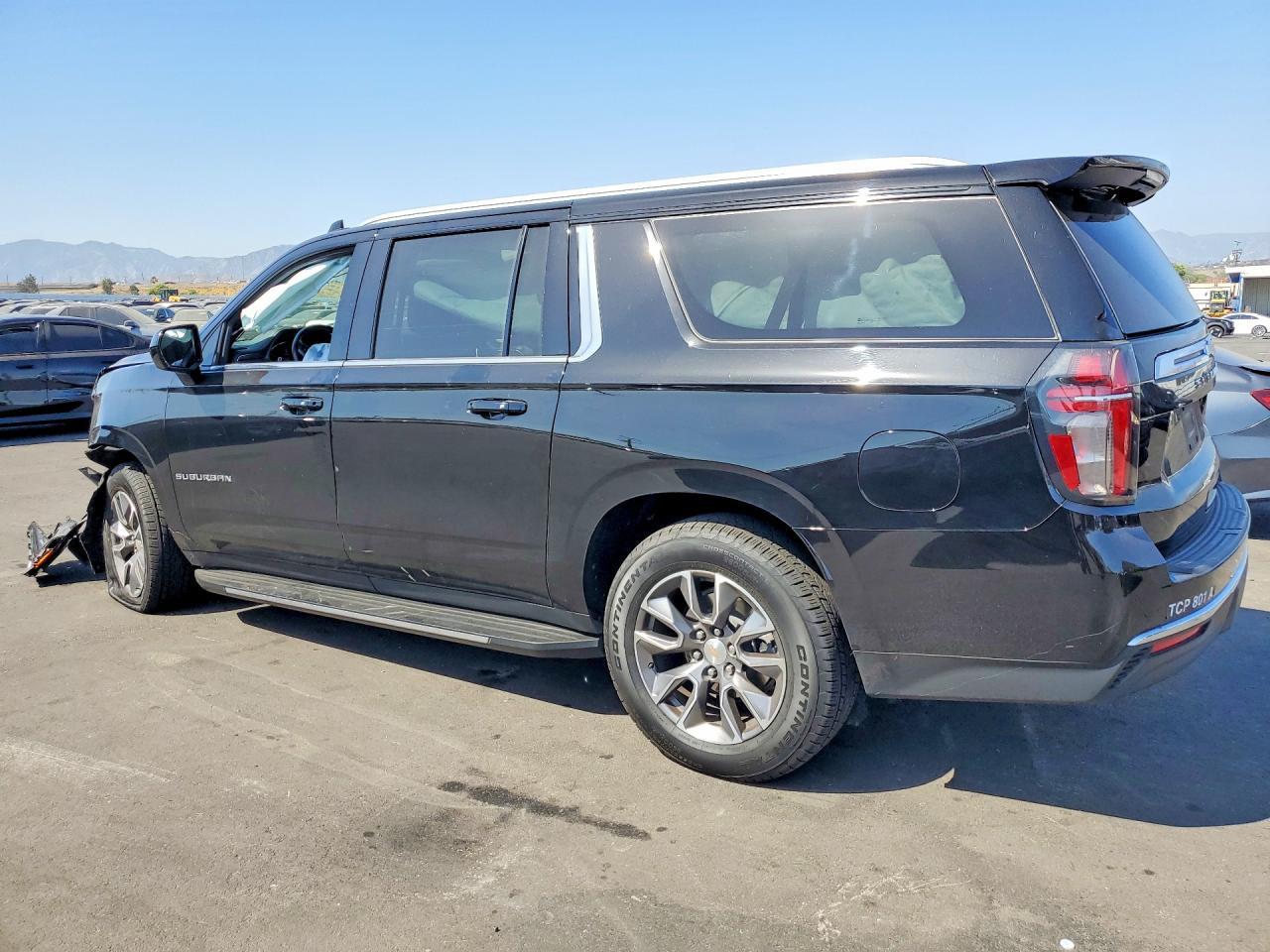 2024 Chevrolet Suburban C1500 Lt - Фото 2
