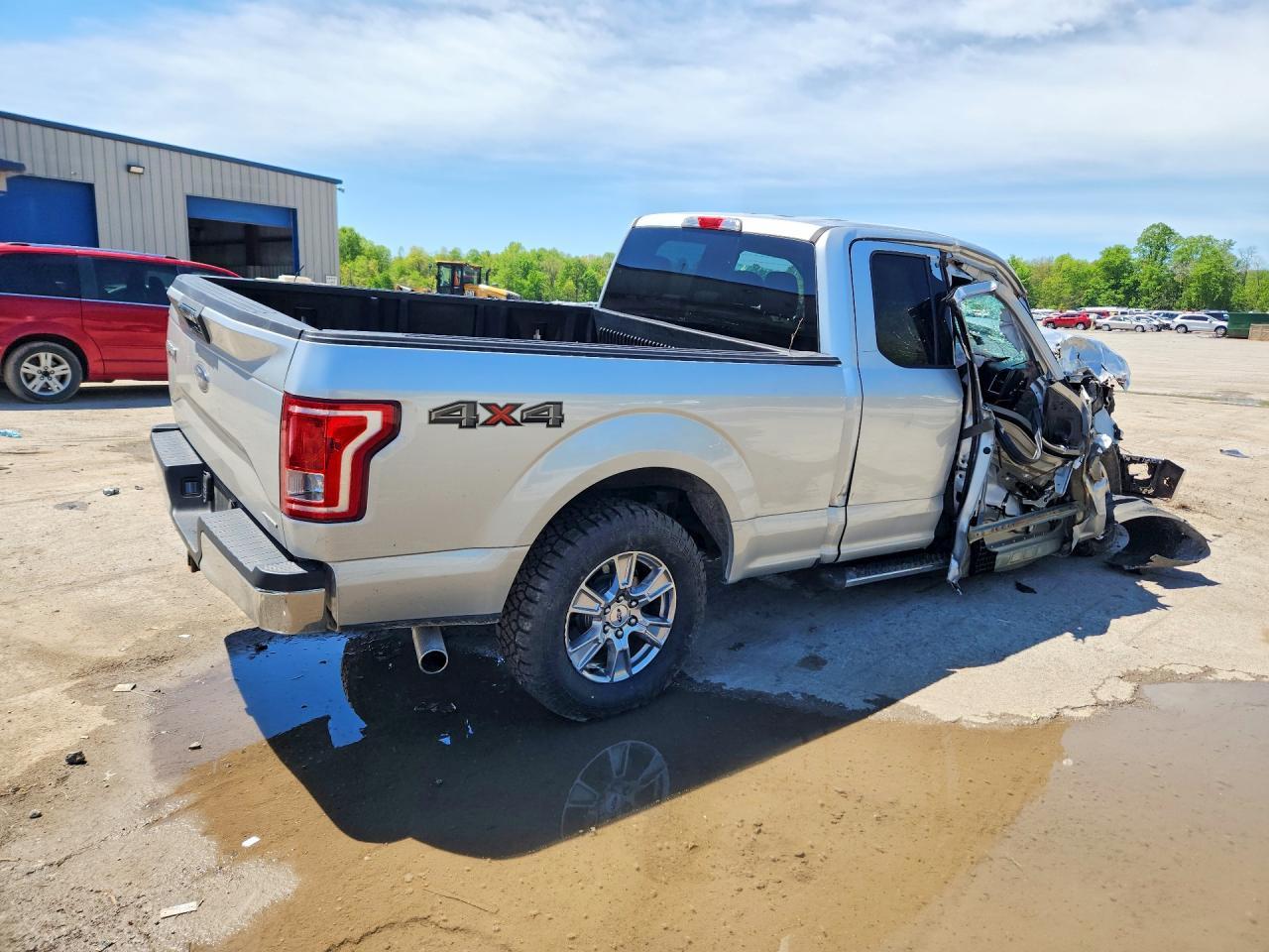 2016 Ford F150 Super Cab - Фото 3