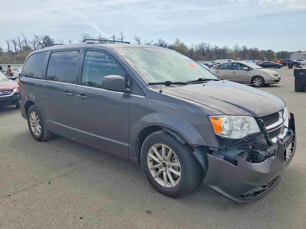 2019 Dodge Grand Caravan Sxt - Фото 4