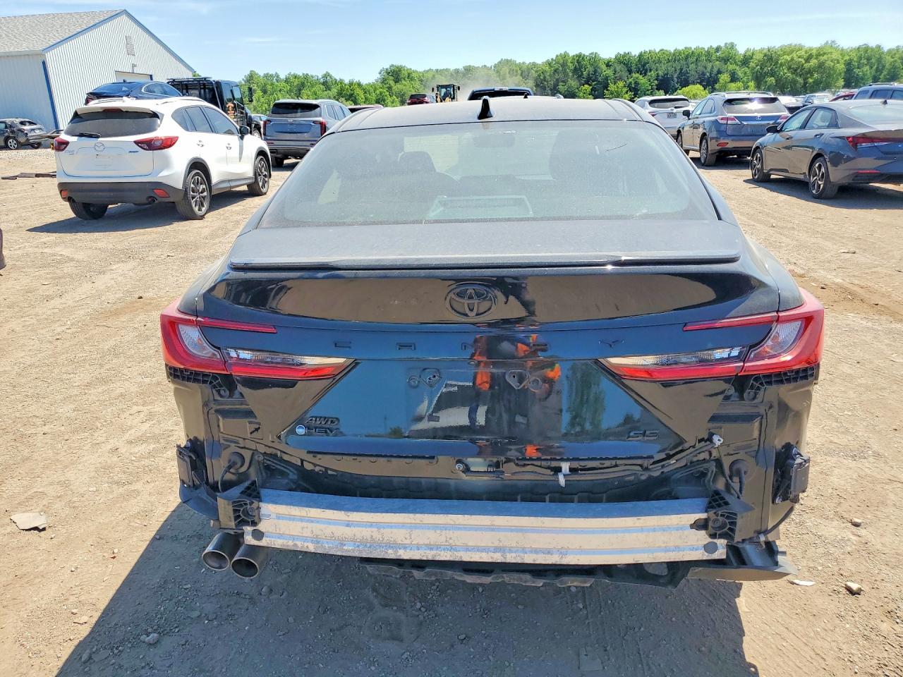 2025 Toyota Camry Se - Image 6