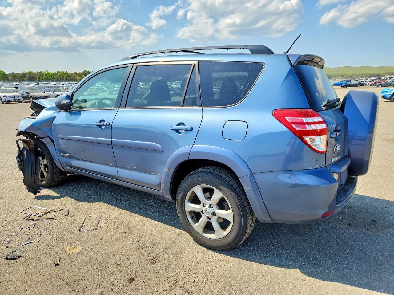 2011 Toyota Rav4 Limited - Фото 2