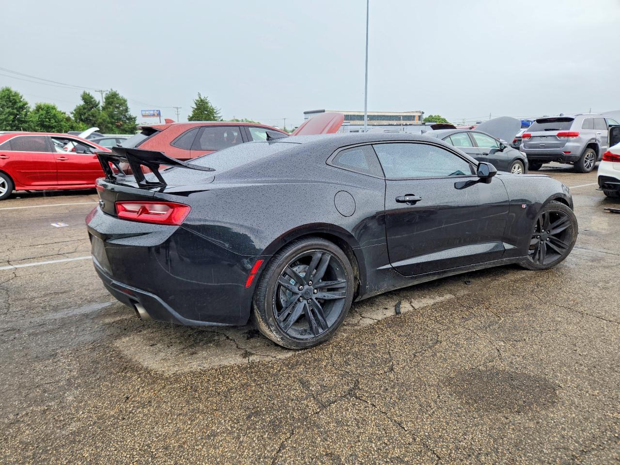 2016 Chevrolet Camaro Lt - Image 3