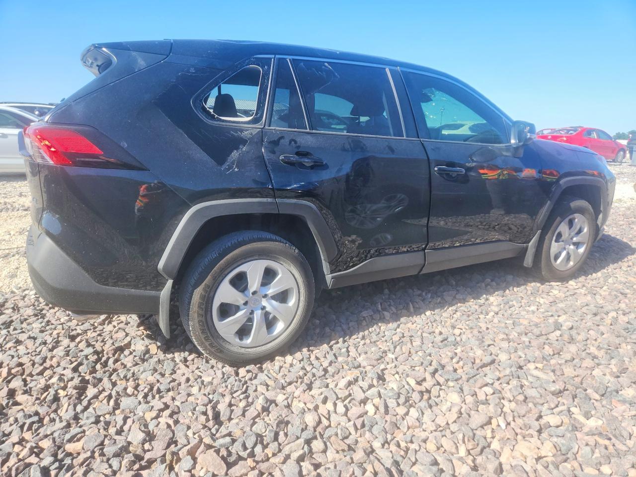 2025 Toyota Rav4 Le - Фото 3